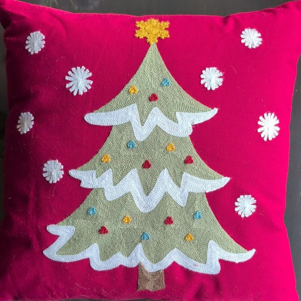 Embroidered Red Canvas Christmas Tree Pillow 17"×17"
